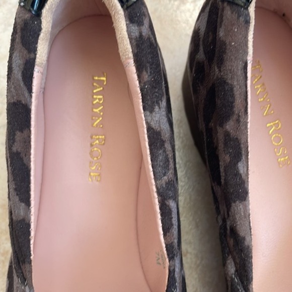 Leopard print slip on shoesTaryn Rose Tarah Size 7 - Picture 5 of 7